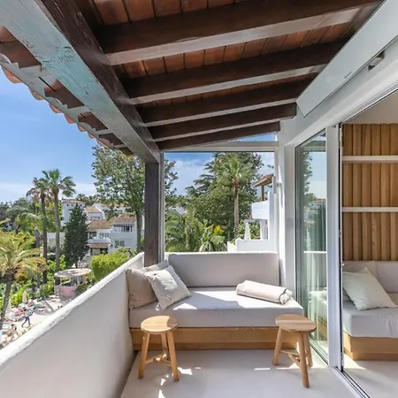 Penthouse Puente Ref #105 * Marbella